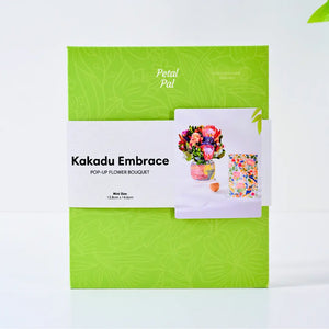 Mini-Kakadu-Embrace-PetalPal